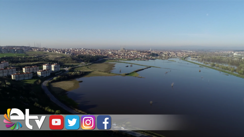 TAŞKINDAN ETKİLENEN TARLALAR GÖLÜ ANDIRIYOR
