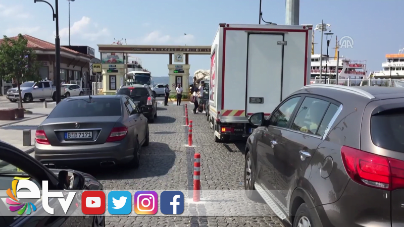 TATİLCİLER DÖNÜŞ YOLUNDA