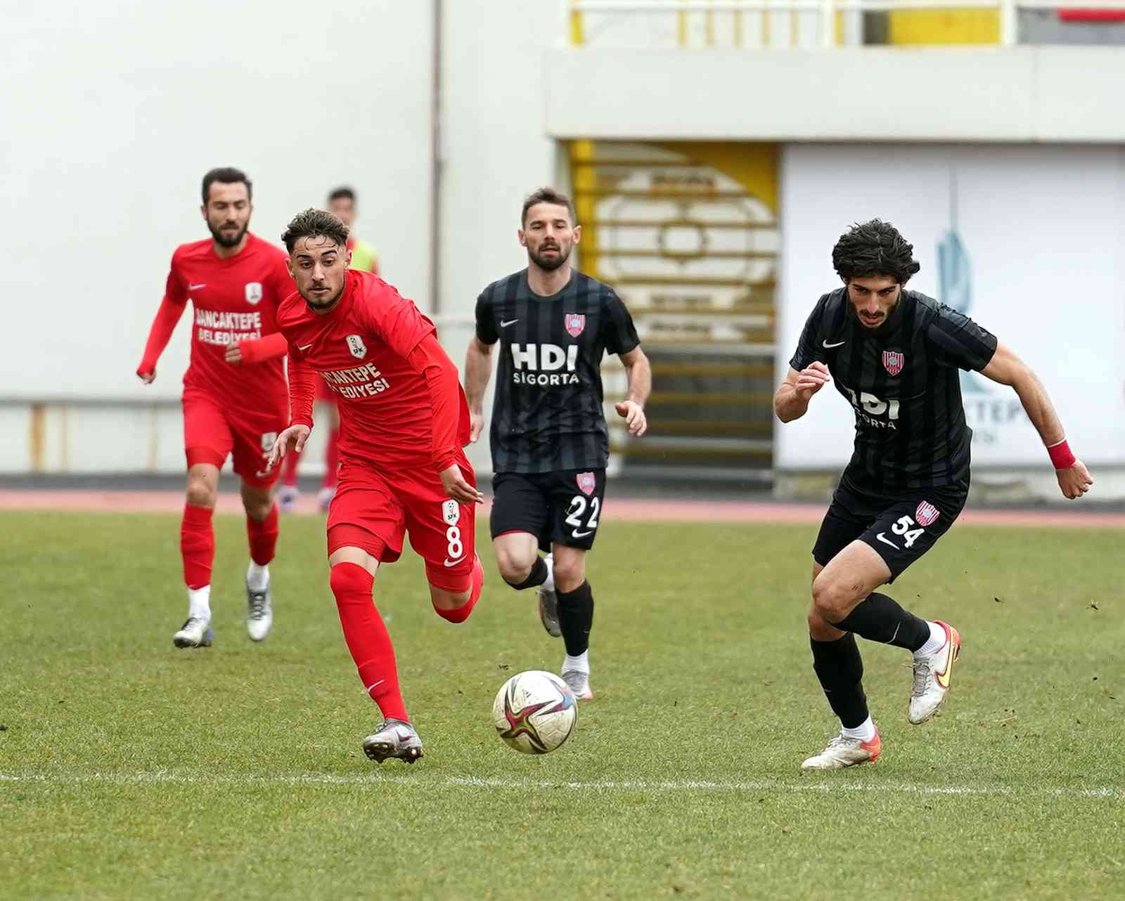 TFF 3. Lig: Sancaktepe FK: 1 - Nevşehir Belediyespor: 2 TFF 3. Lig 1. Grup 24. hafta mücadelesinde Sancaktepe Futbol Kulübü, sahasında karşılaştığı Nevşehir Belediyespor’a 2-1 yenildi. Stat: 15 Temmuz ...