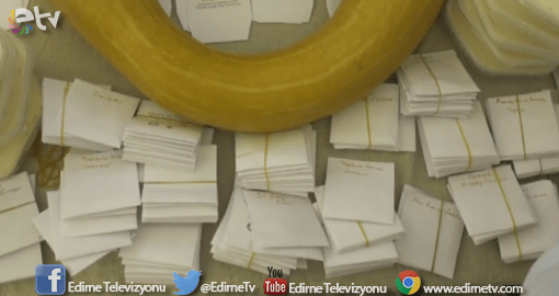 TOHUMLARI TAKAS ETTİLER