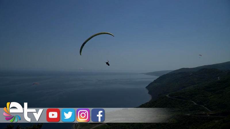 UÇMAKDERE’DE PARAŞÜT KEYFİ