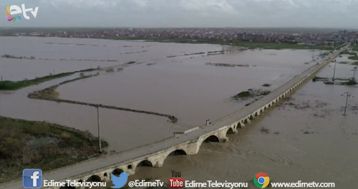 UZUNKÖPRÜ'DE TARIM ARAZİLERİ SU ALTINDA