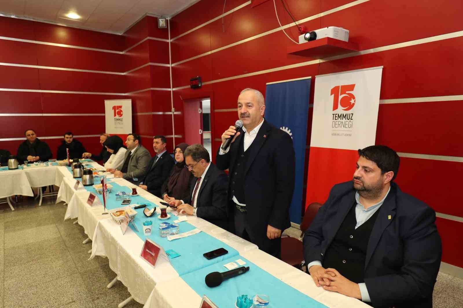 15 Temmuz şehitleri için 251 hatim indirildi Kocaeli’nin Gebze ilçesinde 15 Temmuz şehitleri için 251 hatim indirildi. Gebze Belediyesi, 15 Temmuz Derneği ve ilçe sivil toplum ...