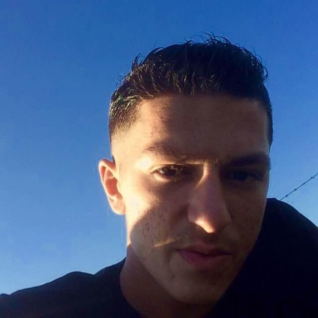 20 yaşındaki genç kansere yenik düştü Sakarya’nın Kaynarca ilçesinde yaşayan 20 yaşındaki genç iki yıldır savaştığı kansere yenik düştü. Kaynarca ilçesi Büyükyanık Mahallesinde ailesi ...