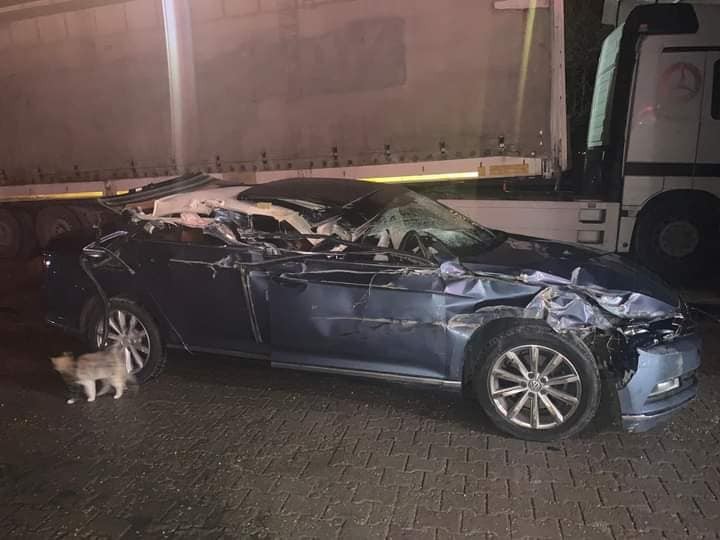 AK Parti Balıkesir Milletvekili Dr. Mustafa Canbey, Balıkesir’deki ziyaretlerini tamamladıktan sonra Ankara’ya dönerken trafik kazası geçirdi ...