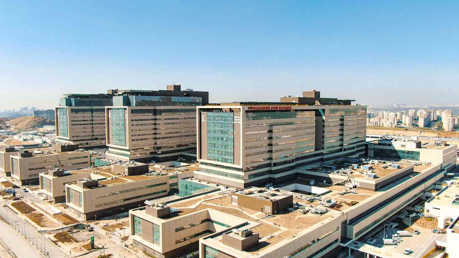 ‘Dünyanın En Büyük Sismik İzolatörlü Binası’ olan Başakşehir Çam ve Sakura Şehir Hastanesi, Uluslararası Gayrimenkul Fuarı (MIPIM) 2022’de ‘En ...