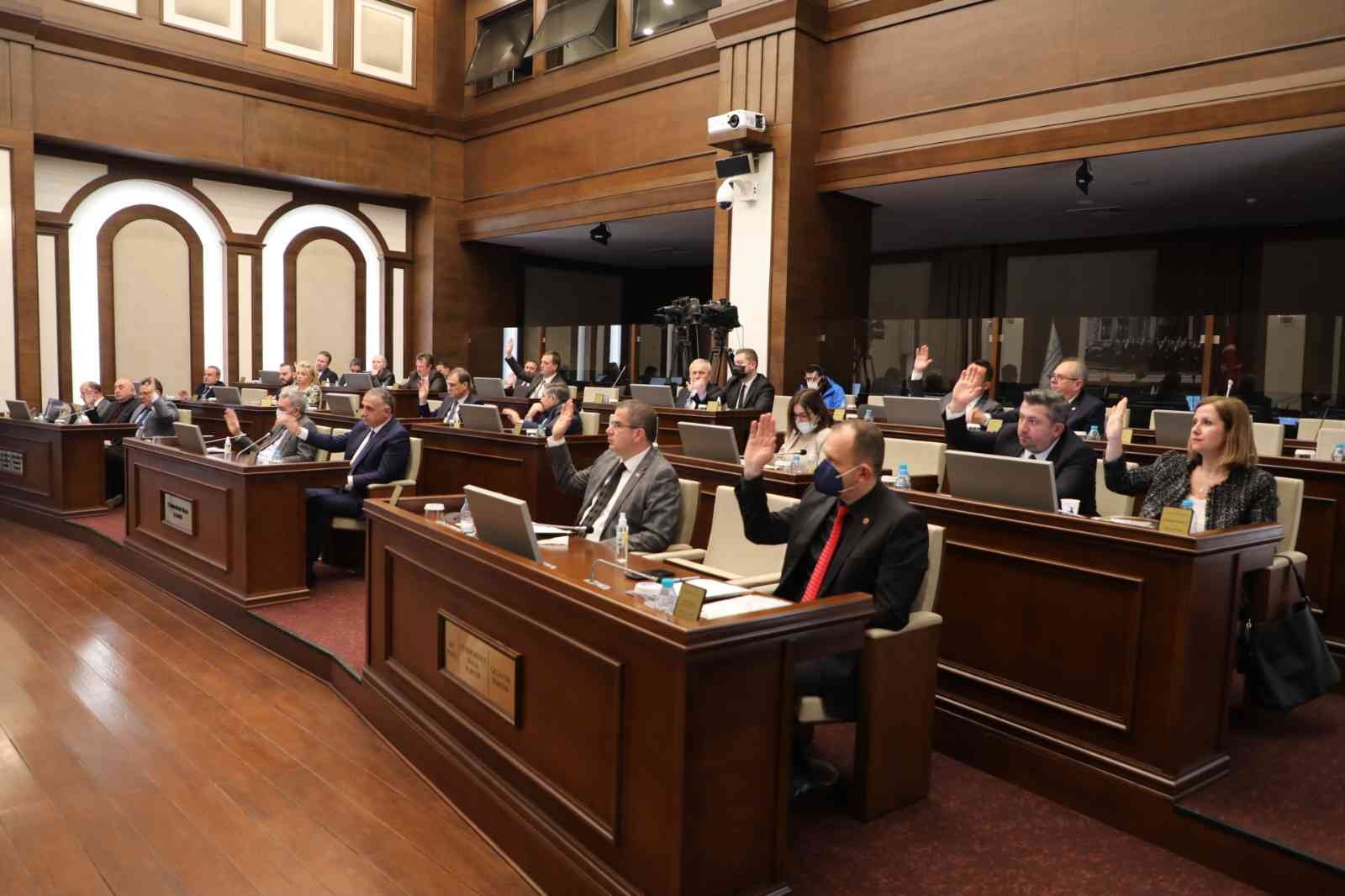 Başkan Dr. Akgün, “Sivil katliamını şiddetle kınıyoruz” Büyükçekmece Belediye Meclisi, Rusya’nın Ukrayna’ya gerçekleştirdiği saldırıyı kınayarak; “Ukrayna halkının yanındayız” mesajı verdi. Mart ayı ...