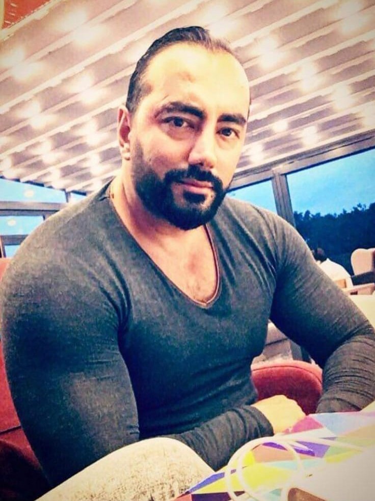 Beykoz’da kafede silahlı infaz kamerada Beykoz’da bir vatandaş kafede oturduğu esnada husumetli olduğu kişi tarafından silahlı saldırıya uğradı. Yaşanan korku dolu dakikalar güvenlik ...