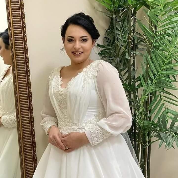 Bilirkişi, ’Yüzde 51 intihar olabilir’ deyince, şartlı tahliye edildi Kocaeli’de evlendikten 3 ay sonra eşi Beyzanur Özel Fidan’ı evde ölü bulan sanığın yargılandığı davada bilirkişi olayın yüzde 51 ihtimalle ...