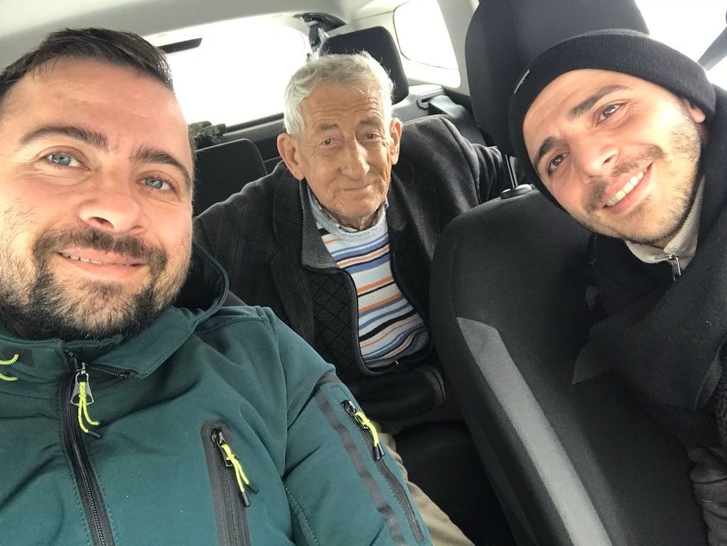 İnegöl’ün kırsal Çiftlikköy Mahallesinde ikamet eden 71 yaşındaki diyaliz hastası Hasan Batmaz’ın tedavisi için adresinden almak isteyen diyaliz ...