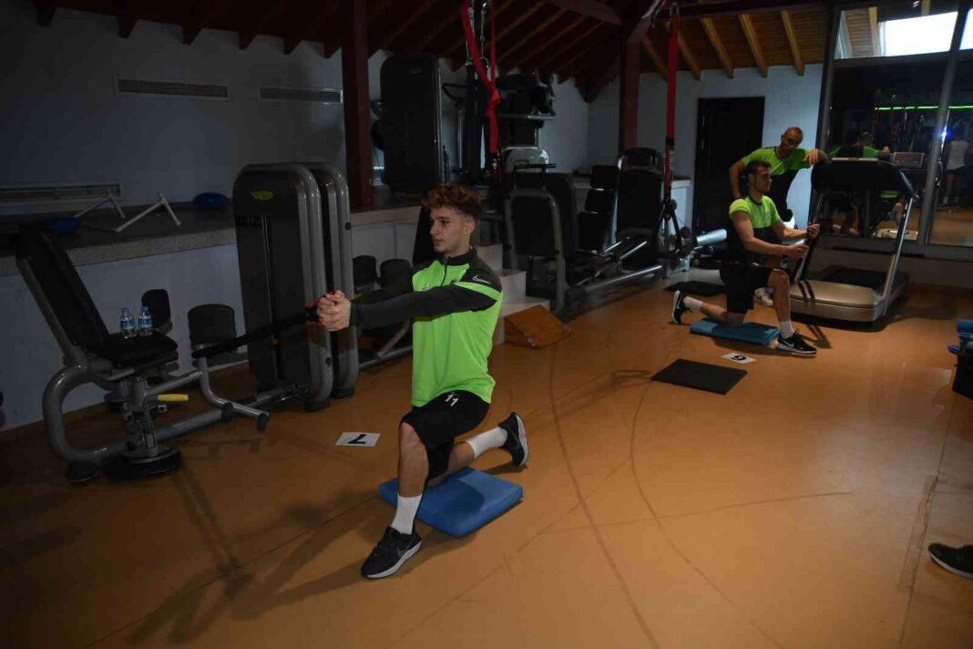 bursaspor-kondisyon-salonunda-calisti-pg191yuT.jpg