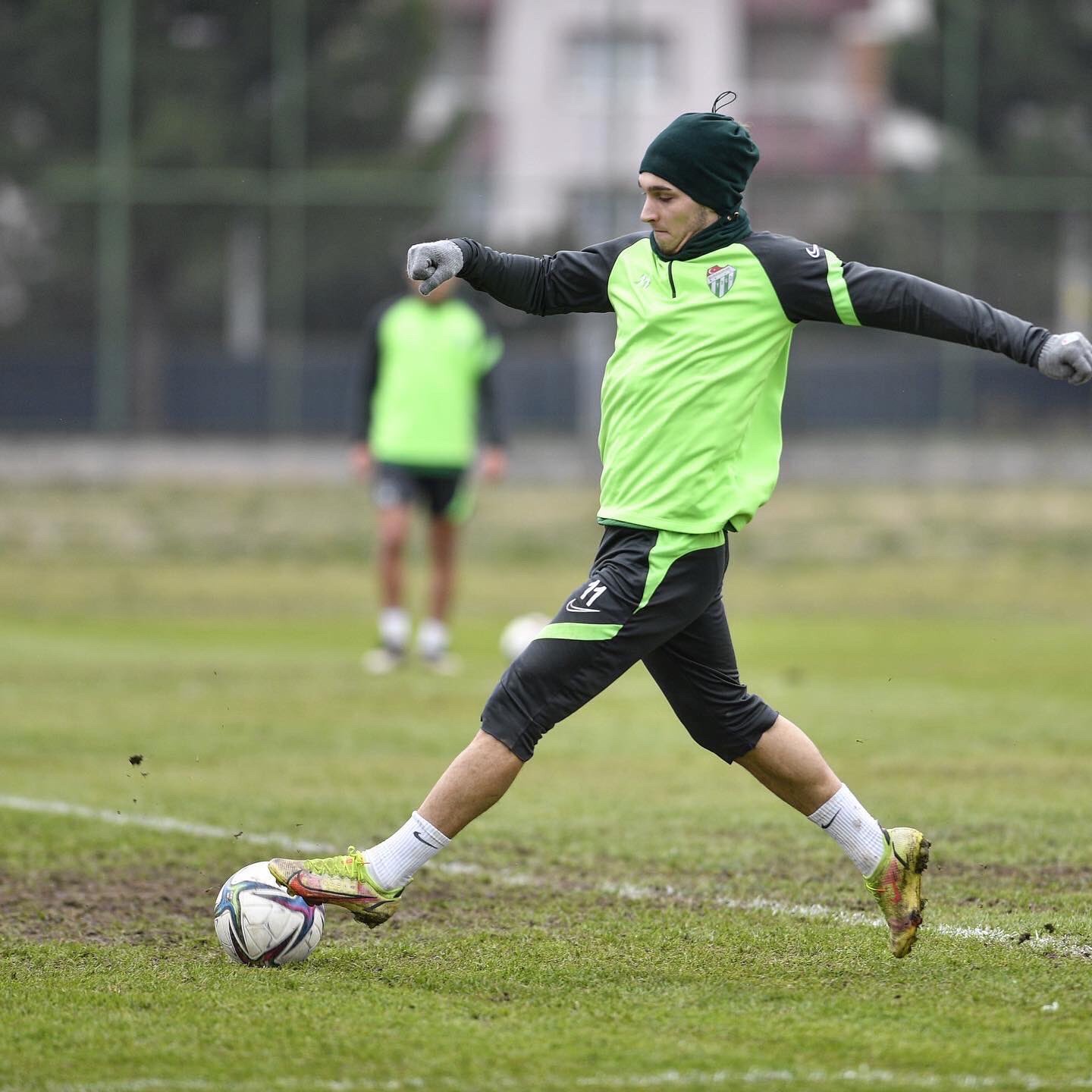 Spor Toto 1. Lig’in 28. haftasında pazar günü deplasmanda Boluspor’la karşılaşacak olan Bursaspor’da hazırlıklar devam ediyor. Yeşil-beyazlı ...