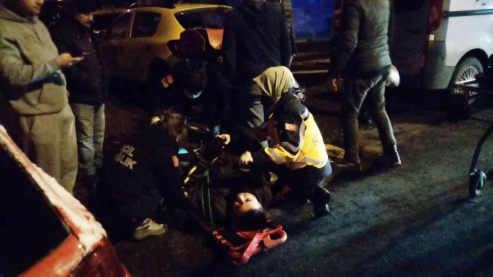 Çorlu’da trafik kazası: 1 yaralı Tekirdağ’ın Çorlu ilçesinde otomobille çarpışan motosikletli kurye yaralandı. Kaza, cumartesi gecesi Muhittin Mahallesi Bağlariçi 1. Sokak’ta ...