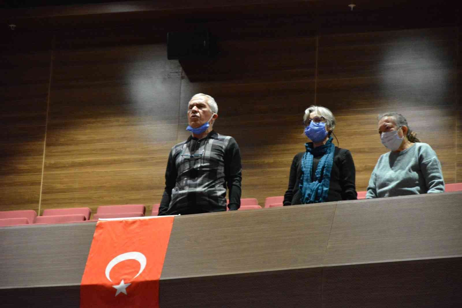 Balıkesir Büyükşehir Belediyesi’nin destekleriyle; Kadın Hekimler Eğitime Destek Vakfı (KAHEV) organizasyonunda gerçekleştirilen “Doktorlar ...