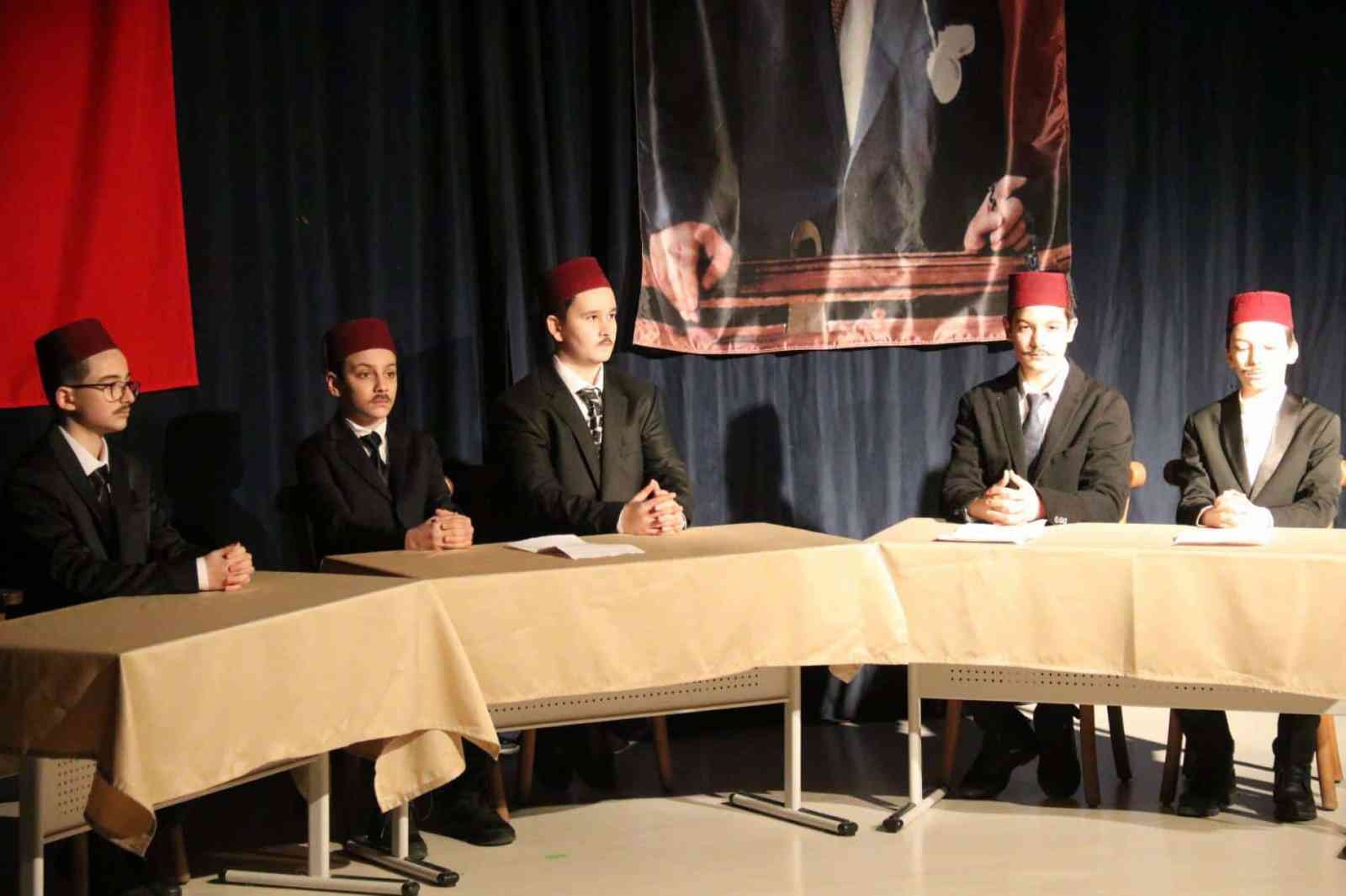 Ergene’de 12 Mart İstiklal Marşı’mızın kabulü ve Mehmet Akif Ersoy’u anma programı İstiklal Marşının Kabulünün 101. yıl dönümü ve Mehmet Akif Ersoy’u anma günü dolayısıyla Ergene’de tören düzenlendi. Kaymakamlık tarafından ...