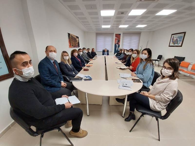 Kadına Yönelik Şiddetle Mücadele Koordinasyon Toplantısı Ergene Kaymakamı Mehmet Emin Taşçı başkanlığında kaymakamlık toplantı salonunda yapıldı ...