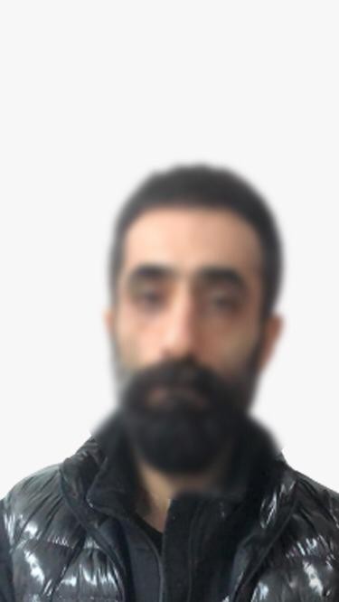 Güngören’de "Torbacı" operasyonu: 6 gözaltı Güngören’de polis ekiplerinin uyuşturucu veya uyarıcı madde imal ve ticareti yapan ‘Torbacı’ diye tabir edilen sokak satıcılarına yönelik yapılan ...