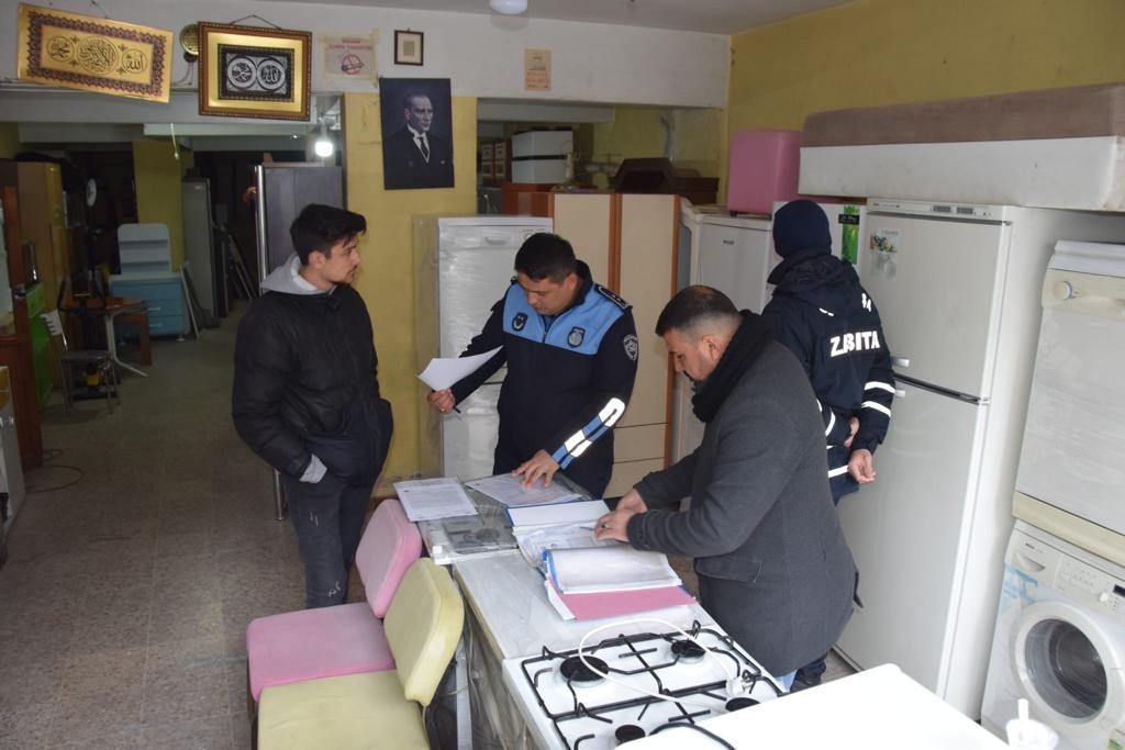 Hurdacı ve ikinci el eşyacılara denetim Süleymanpaşa Belediyesi Zabıta Müdürlüğü, ikinci el eşya satıcılarına ve hurdacılara yönelik denetim gerçekleştirdi. Tekirdağ Valiliği tarafından ...