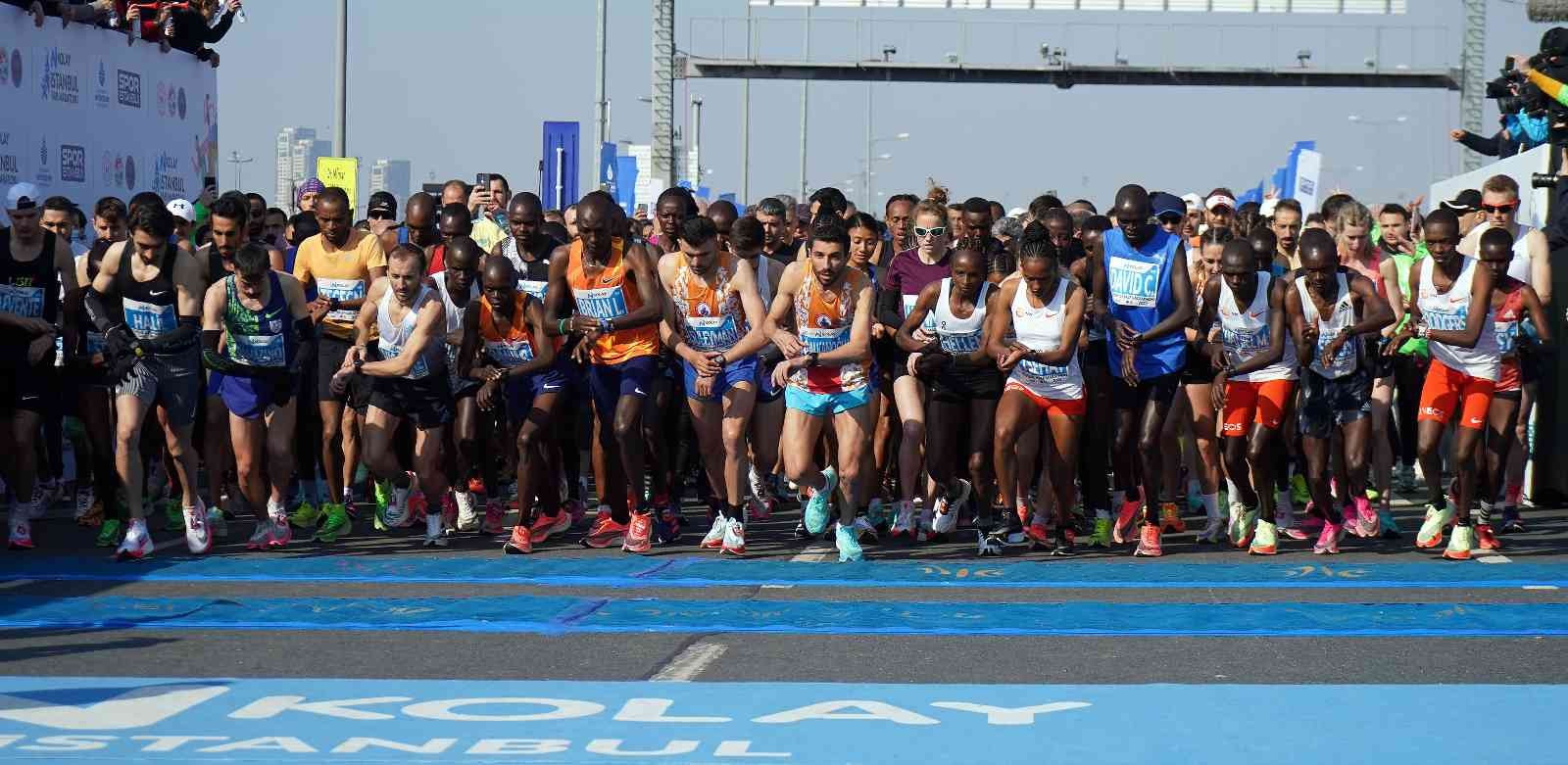 Dünyanın en iyi yarı maratonları arasında yer alan İstanbul Yarı Maratonu 17. kez koşuluyor. Spor İstanbul tarafından düzenlenen İstanbul Yarı ...
