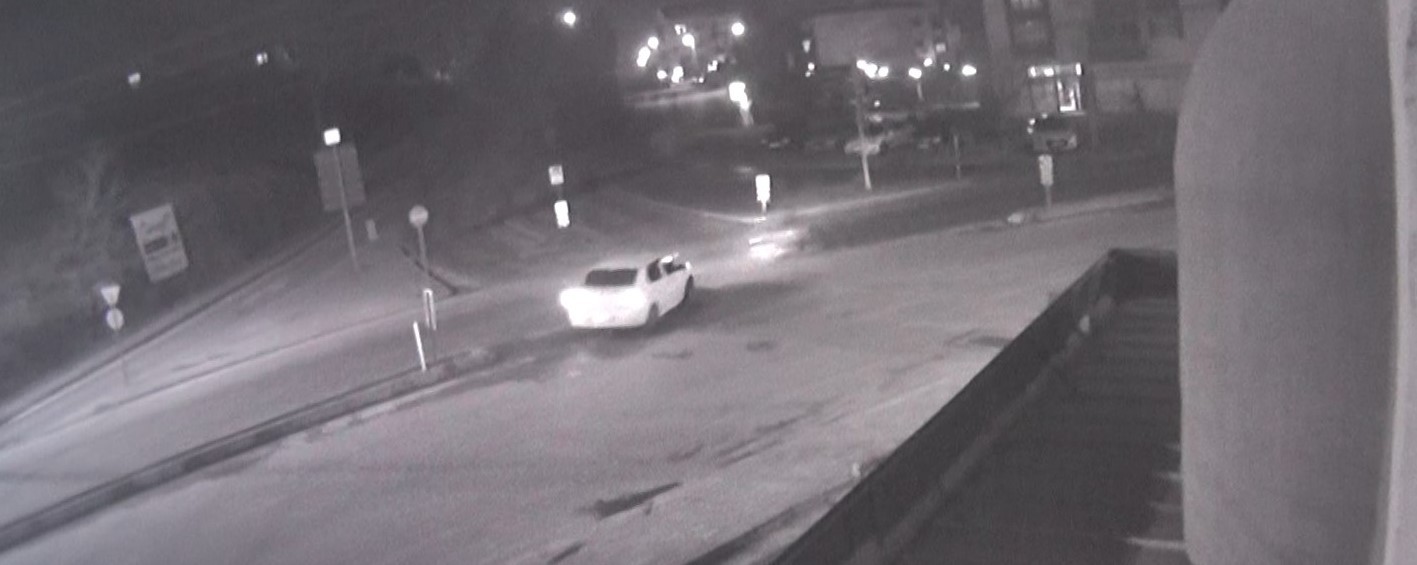 Kavşakta feci kaza: 2 yaralı KOCAELİ(İHA) – Kocaeli’nin İzmit ilçesinde kavşaktan dönmek isteyen otomobil ile motosiklet çarpıştı. Kazada 1’i ağır 2 kişi yaralanırken olay ...