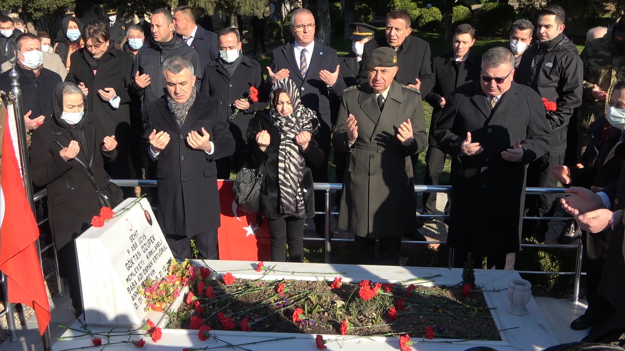 Kırklareli’nde Çanakkale Deniz Zaferi ve Şehitleri Anma Günü töreni Kırklareli’nde 18 Mart Şehitleri Anma Günü ve Çanakkale Deniz Zaferi’nin 107. yıldönümü nedeniyle tören düzenlendi. Kırklareli Şehitliği’ndeki ...