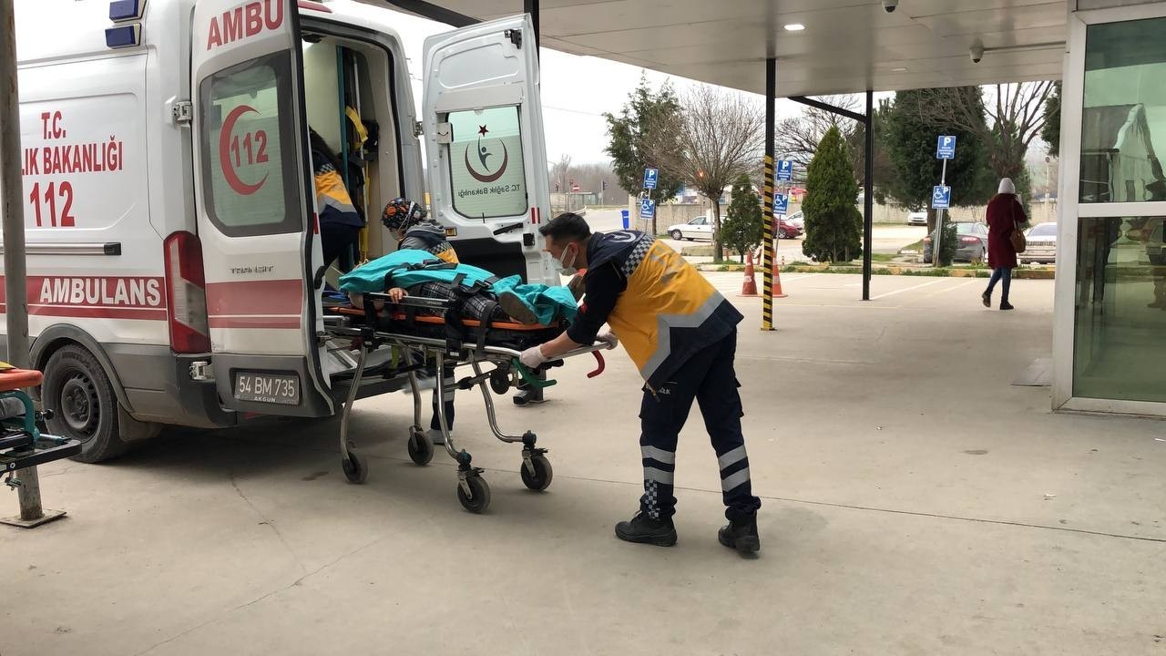 Köpek meselesi yüzünden karı-kocayı vuran kadın sosyal medya fenomeni çıktı Sakarya’nın Akyazı ilçesinde köpek meselesi yüzünden çıktığı iddia edilen ve subay olan eşinin silahıyla karı-kocayı yaralayan kadın sosyal medya ...