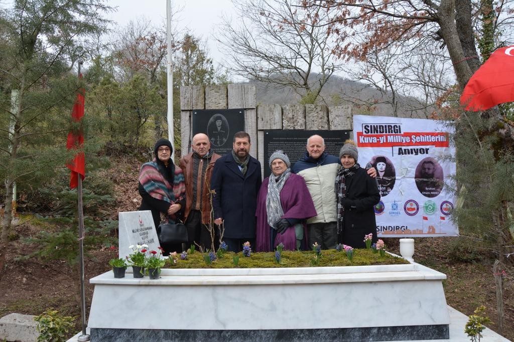 Milli Mücadelenin kadın kahramanlarından Gördesli Mücahit Makbule Efe şehadetinin 100. Yılında Balıkesir’in Sındırgı ilçesi Eğridere kırsal ...