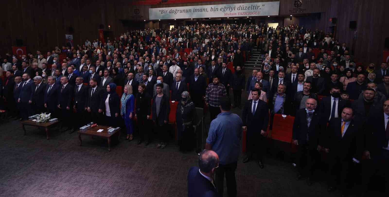 Muhsin Yazıcıoğlu’nun vefatının 13. yıldönümü dolayısıyla Kocaeli’de anma etkinliği düzenlendi. Programda konuşan BBP Genel Başkanı Mustafa ...