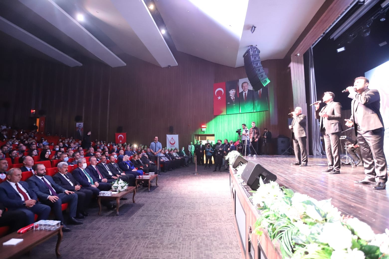 Muhsin Yazıcıoğlu’nun vefatının 13. yıldönümü dolayısıyla Kocaeli’de anma etkinliği düzenlendi. Programda konuşan BBP Genel Başkanı Mustafa ...