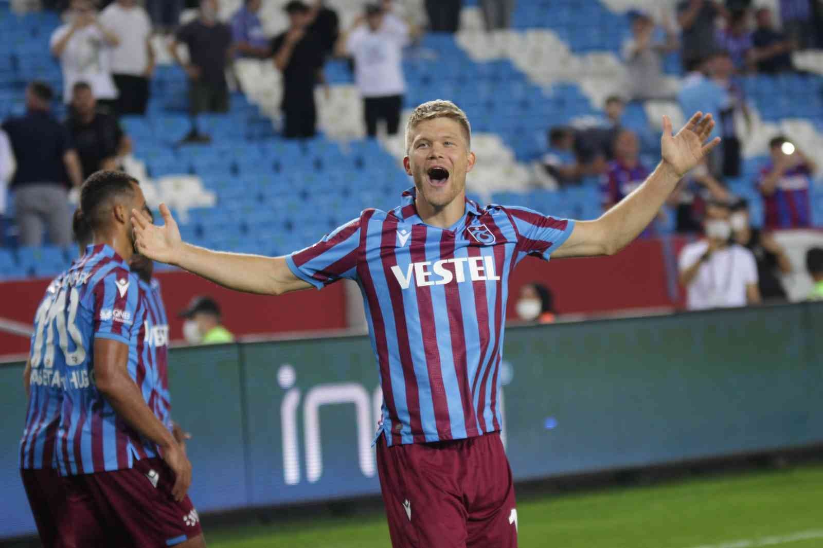 Nelsson, Omar ve Cornelius’a milli davet Galatasaray’ın defans oyuncuları Victor Nelsson ve Omar Elabdelloui ile Trabzonspor’un forveti Andreas Cornelius, milli takımlarının aday ...