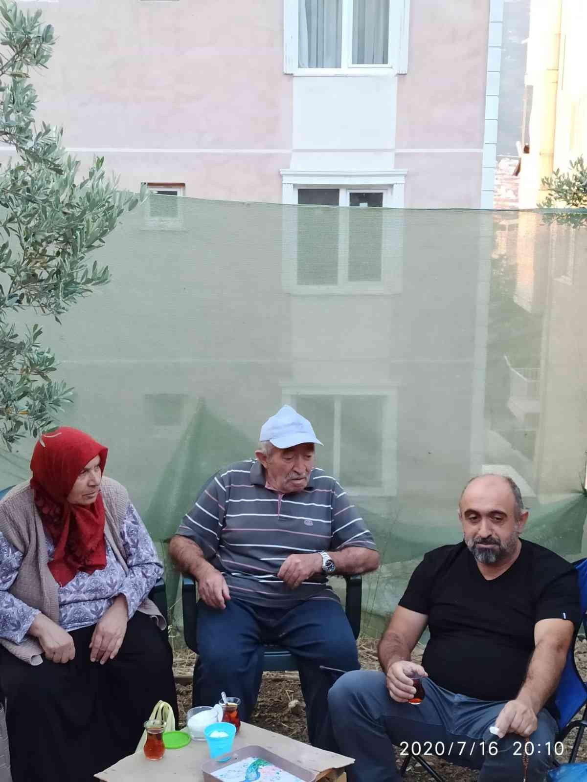 "O eşimi öldürdü yanında ben de öldüm" Bursa’da yaşlı kadının ölümüne, yanındaki kocasının da yaralanmasına sebep olan kazada 307 promil alkollü olduğu tespit edilen sürücü hakim ...