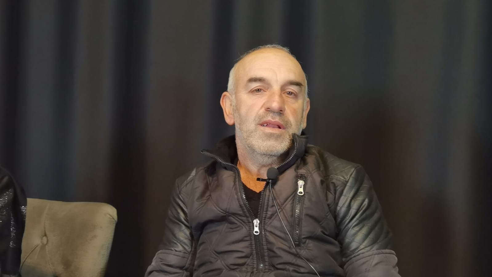 Okulda katledilen kadının ailesi: “Adalet istiyoruz” Bursa’da eşini temizlik görevlisi olarak çalıştığı okulda 21 bıçak darbesiyle bıçaklayarak öldüren Atalay Doğan’ın (30) İnegöl 2. Ağır Ceza ...