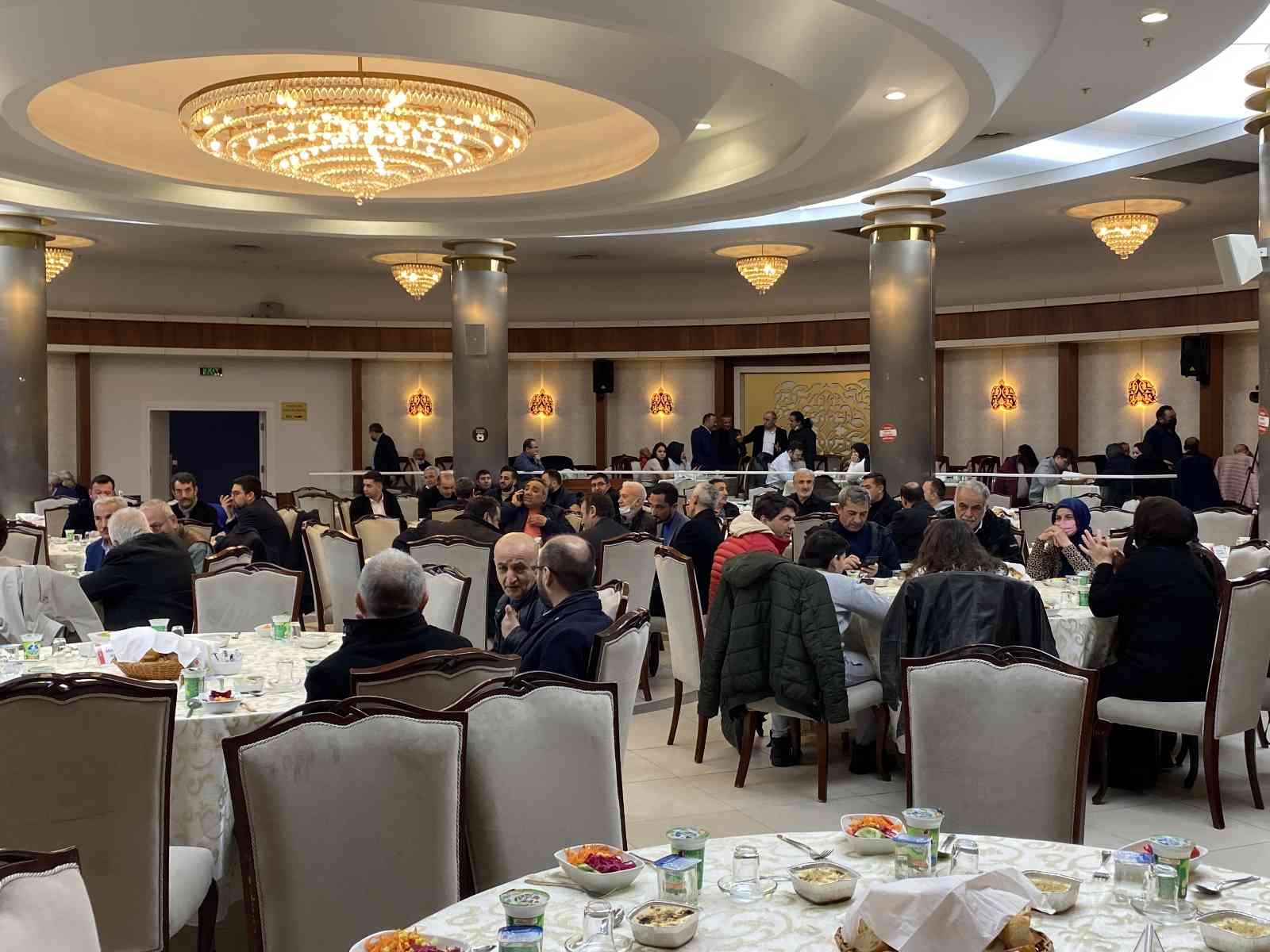 Ordulu vatandaşlar Ümraniye’de memleket hasreti giderdi Ümraniye Belediyesi, “Anadolu Ümraniye’de” sloganıyla düzenlenen etkinlikle Ordulu vatandaşların memleket hasretine son verdi. Ümraniye ...