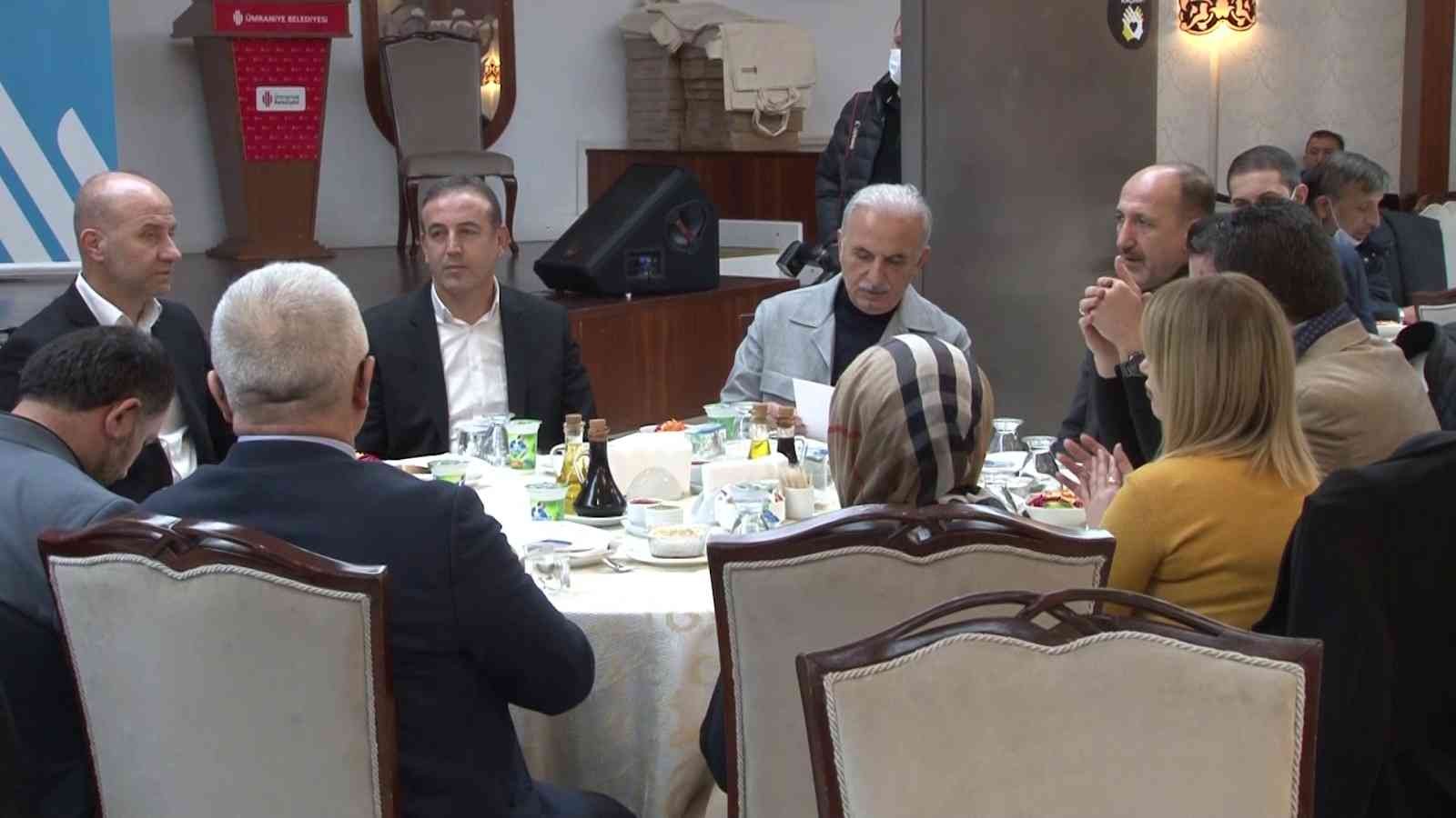 Ordulu vatandaşlar Ümraniye’de memleket hasreti giderdi Ümraniye Belediyesi, “Anadolu Ümraniye’de” sloganıyla düzenlenen etkinlikle Ordulu vatandaşların memleket hasretine son verdi. Ümraniye ...