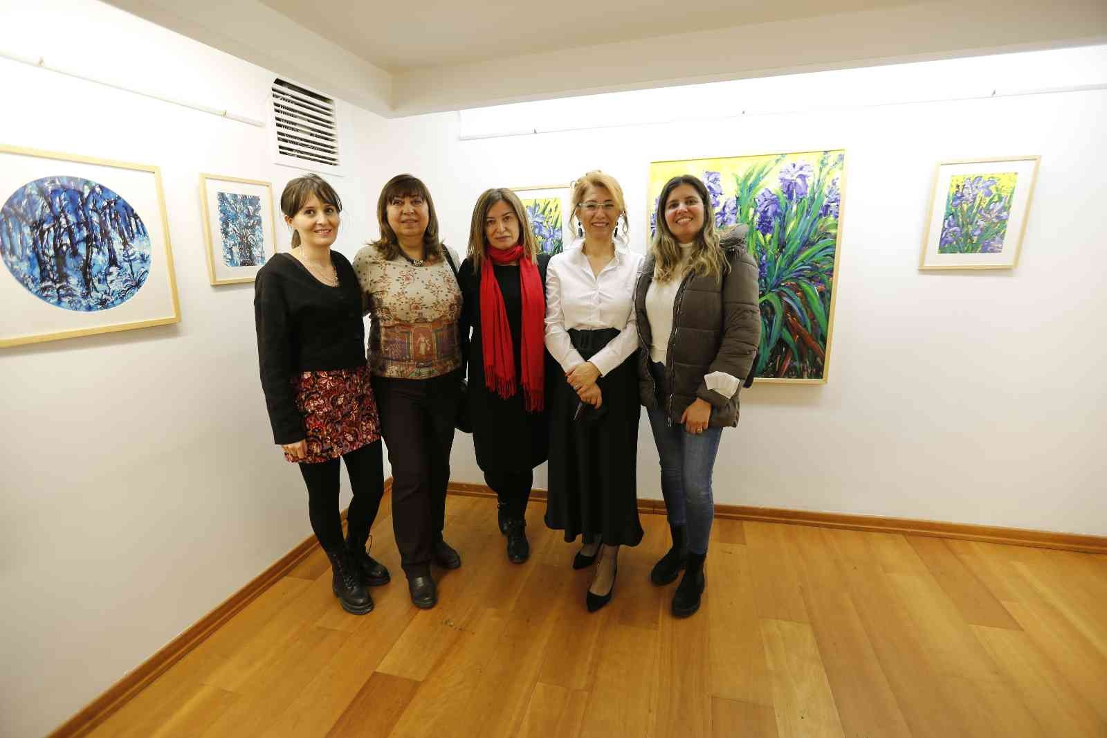 Prof. Dr. Canan Alkım yeni sergisi "Arada" sanatseverlerle buluştu Prof. Dr. Canan Alkım’ın, 4’üncü kişisel resim sergisi "Arada" sanatseverlerle buluştu. İstanbul Şişli Hamidiye Etfal Eğitim ve Araştırma ...