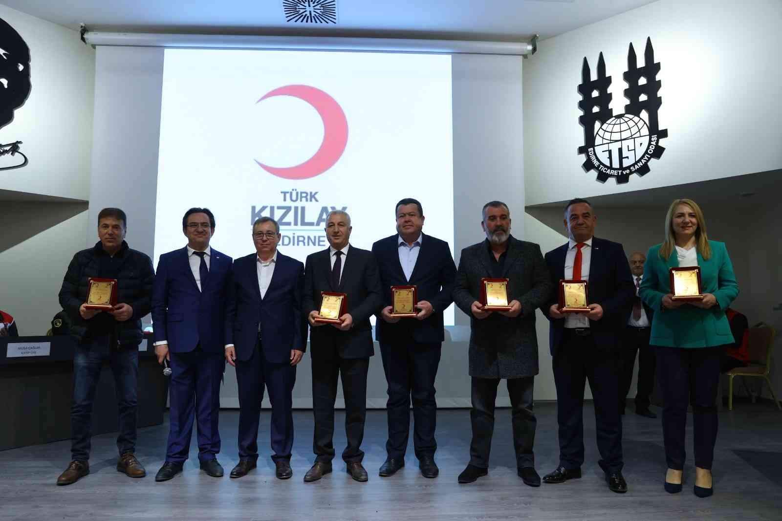 Rektör Prof. Dr. Erhan Tabakoğlu, tüm dünyaya yardım eli uzatan Türkiye’nin en önemli STK’larından Kızılay’ın Edirne Şubesi Olağan Genel Kurulu ...