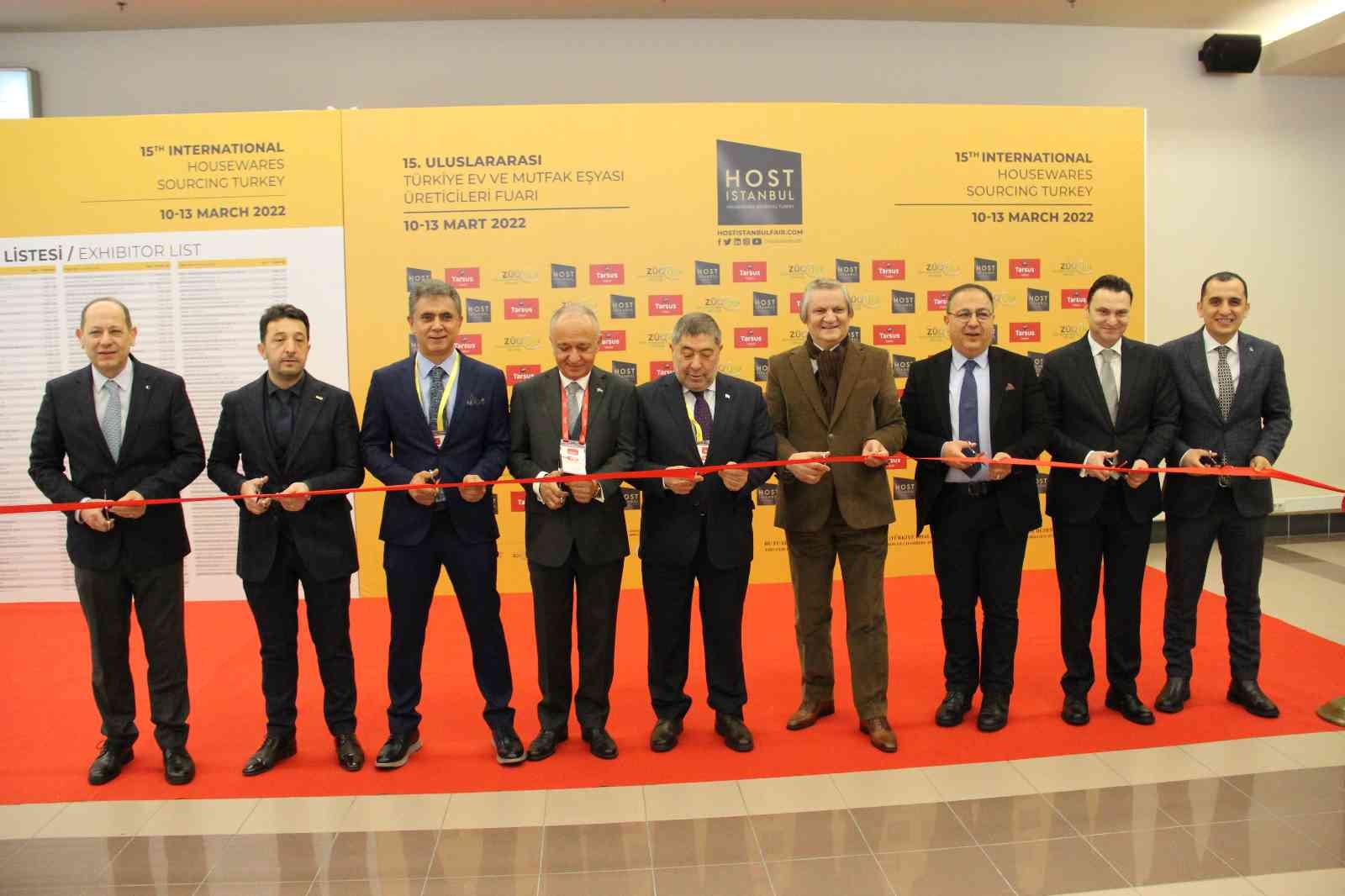 Sağlıklı ve yeni trend ev ve mutfak eşyaları görücüye çıktı Milyarlarca dolarlık Türkiye ev ve mutfak eşyaları sektörünün bahar sezonu buluşması HOST İstanbul, 15’nci kez kapılarını açtı. Fuarda sezonun ...