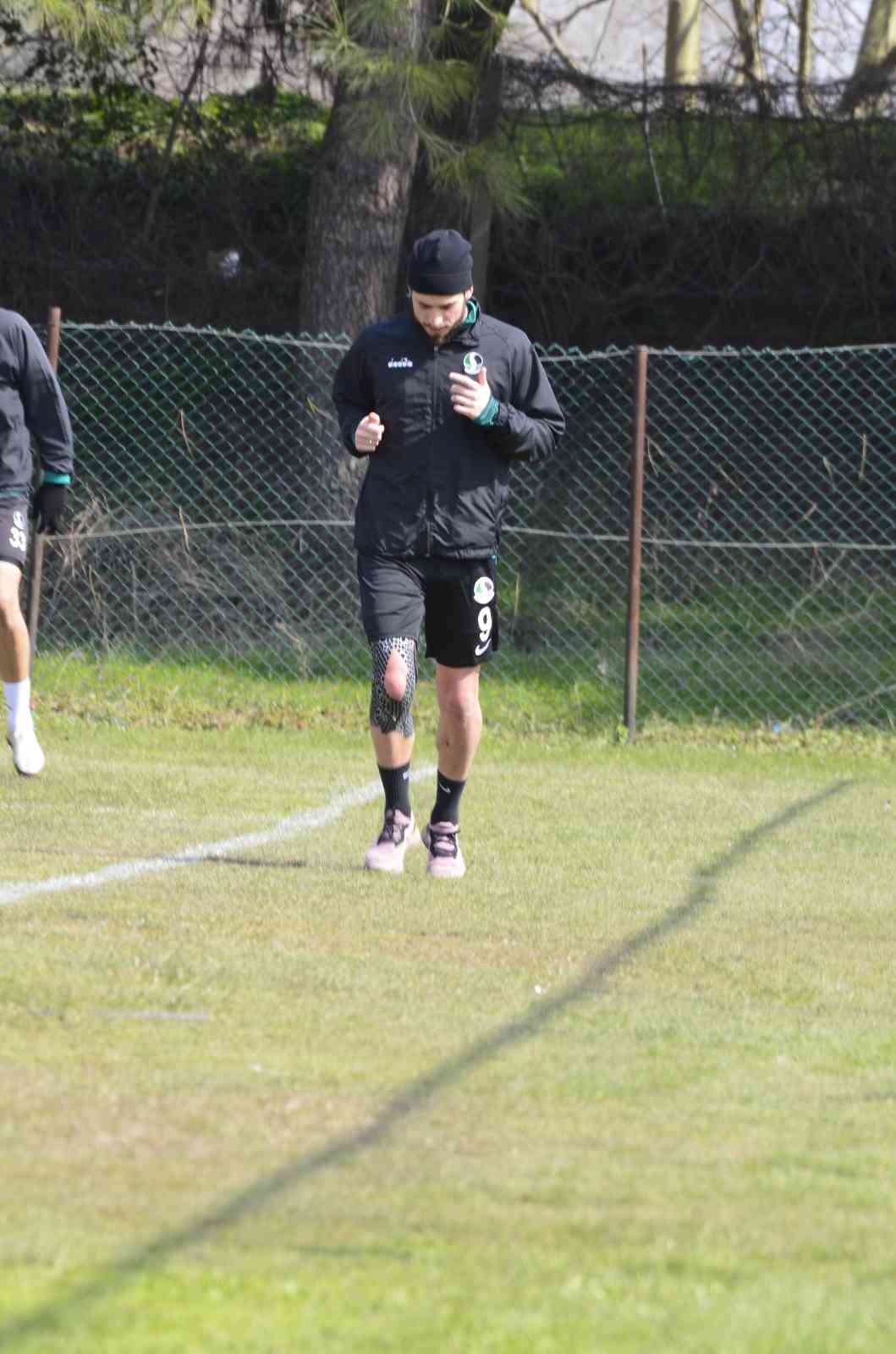 Sakaryaspor, Afjet Afyonspor mesaisinde TFF 2. Lig Kırmızı Grup’un 31. haftasında Afjet Afyonspor’a konuk olacak Sakaryaspor, müsabakanın hazırlıklarını sürdürüyor. Kadrosuna kattığı ...