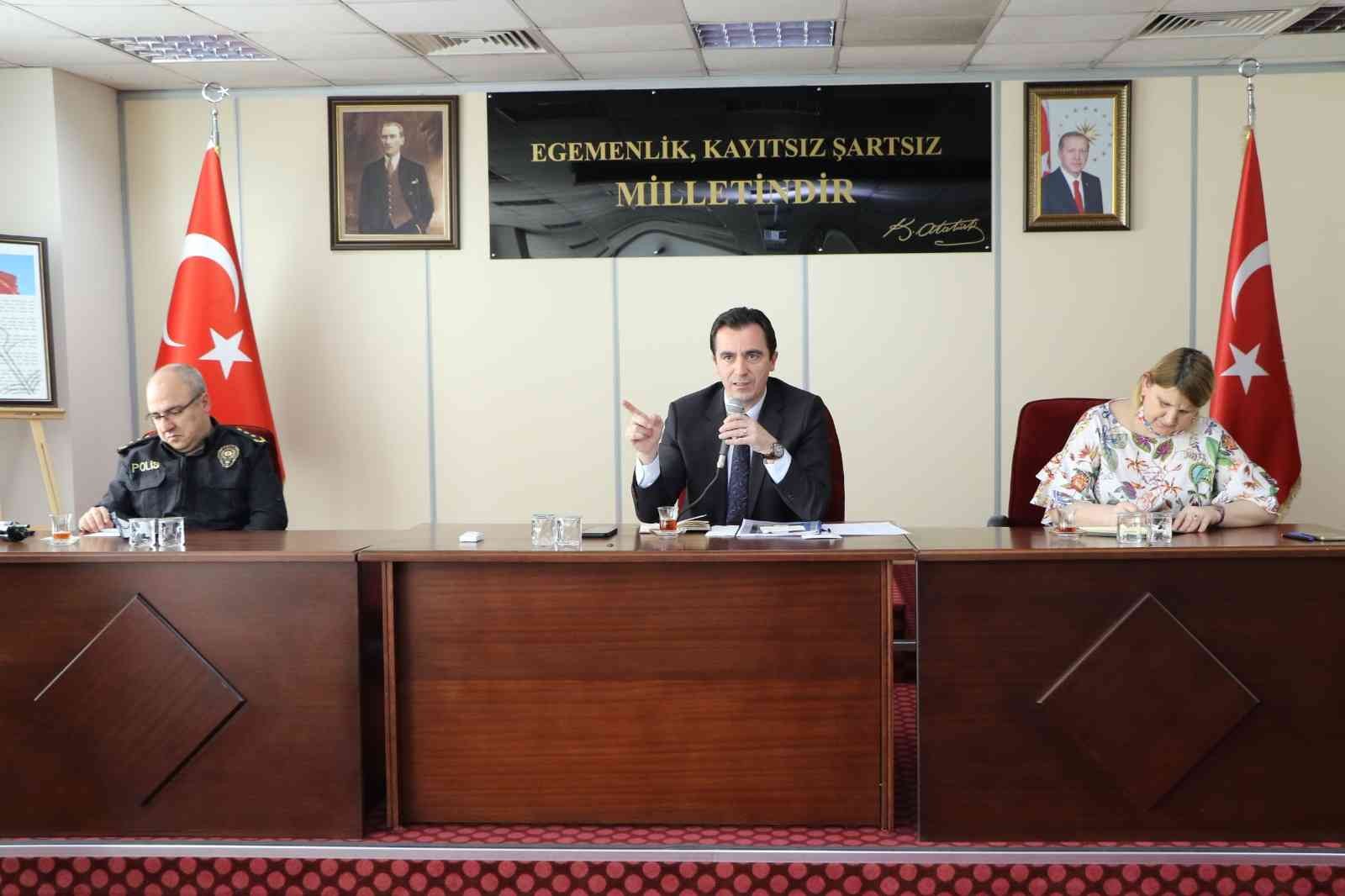 Sancaktepe’de mart ayı muhtarlar toplantısı Kaymakam Ahmet Karakaya başkanlığında geniş katılımla yapıldı. 29 Mart Salı günü Kaymakamlık ...