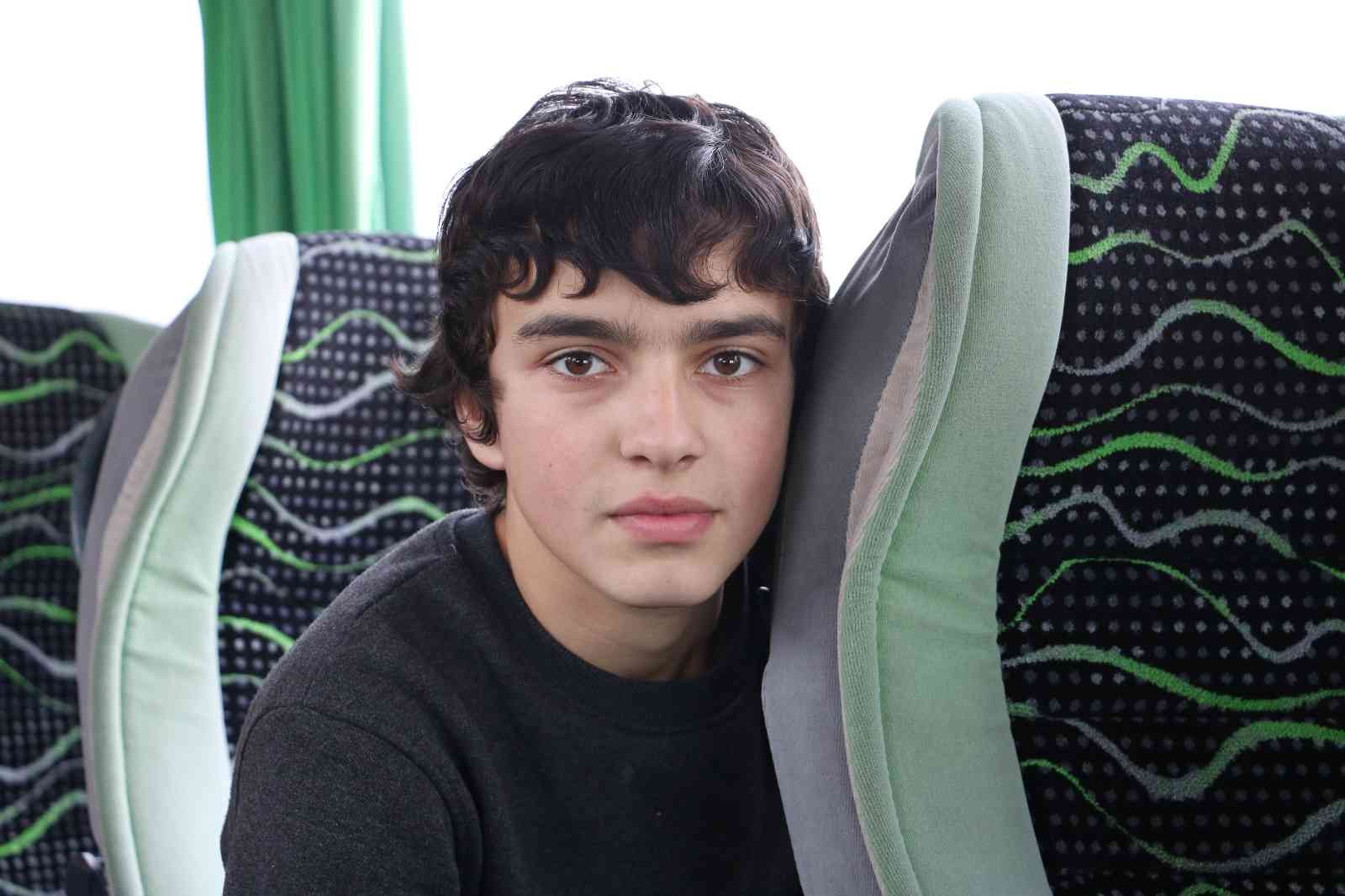 Savaşın masum yüzlü çocukları Rusya’nın Ukrayna’ya askeri müdahalesi sonucu babalarından ayrılıp anneleriyle birlikte başka ülkelere tahliye edilen bebek ve çocukların ...