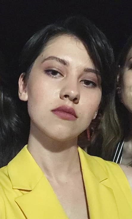 Sedefnur Çağlar’dan 52 gün sonra sevindiren haber Kocaeli’de 9 Ocak’ta misafirliğe gittiği 7’nci kattaki dairenin balkonundan düşerek ağır yaralanan Sedefnur Çağlar yoğun bakımdan çıktı. Olay, 9 ...