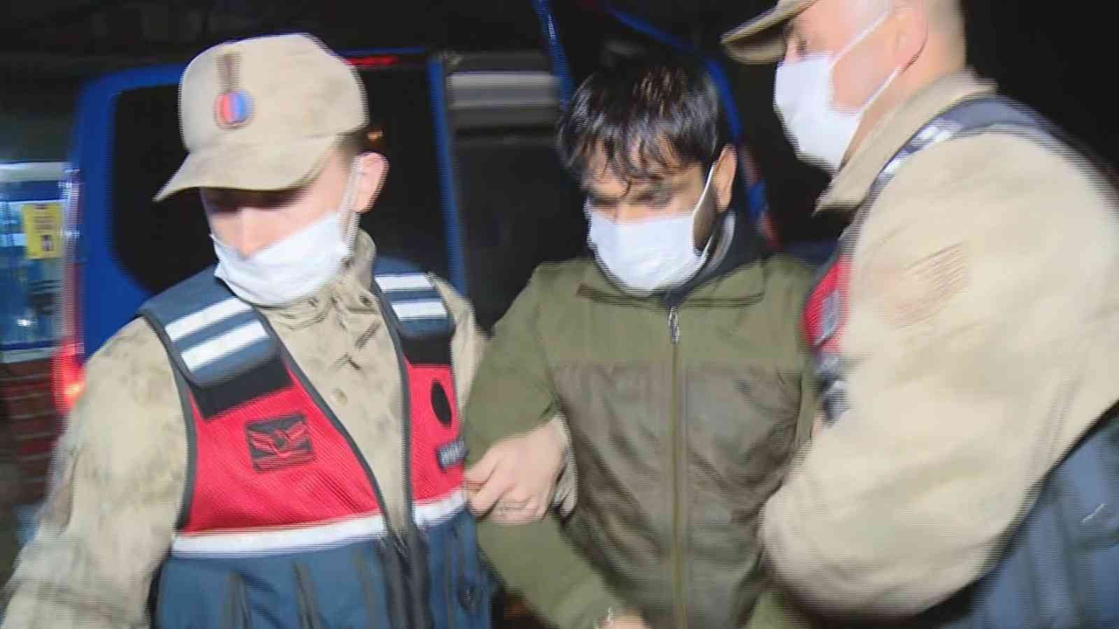 Sır cinayet 5 yıl sonra çözüldü Semira Arslan soruşturmasında iki amca ’cinayet’, dini nikahlı eşi İ.D. ve yasak aşk yaşadığı öne sürülen S.Ç. ise ’çocuğun nitelikli cinsel ...