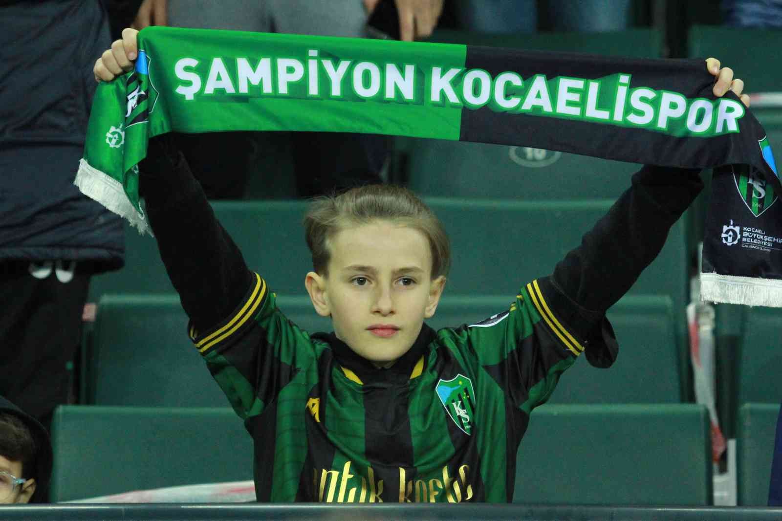 Spor Toto 1. Lig’in 28. haftasında Kocaelispor, sahasında ağırladığı Ankara Keçiörengücü’nü 1-0 mağlup etti. Maçtan Dakikalar 26. dakikada sol ...
