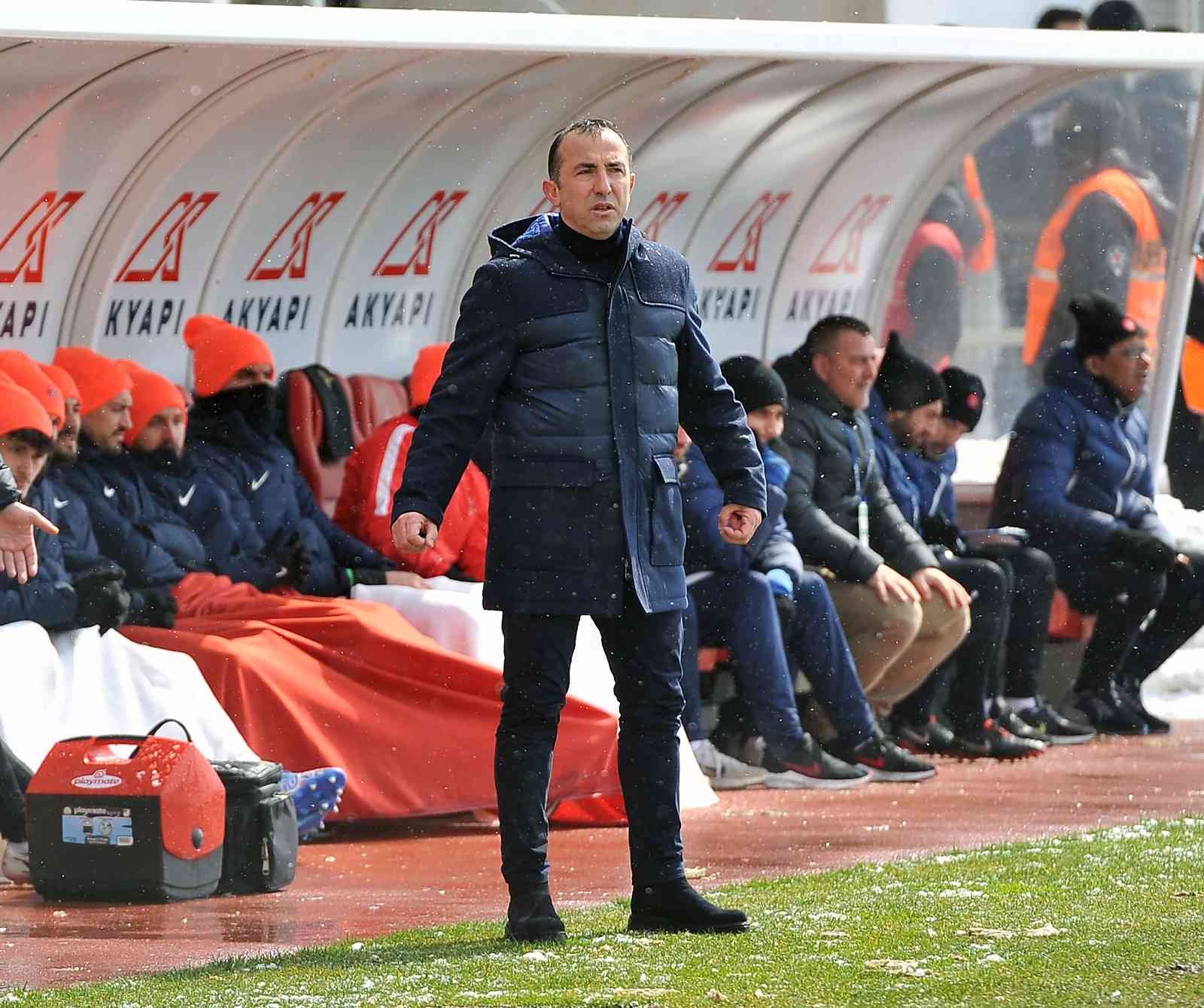 Spor Toto 1. Lig: Ümraniyespor: 0 - Altınordu: 1 Spor Toto 1. Lig’in 29. haftasında Ümraniyespor, sahasında karşılaştığı Altınordu’ya 1-0 mağlup oldu. Maçtan dakikalar 18. dakikada sol kanattan ...