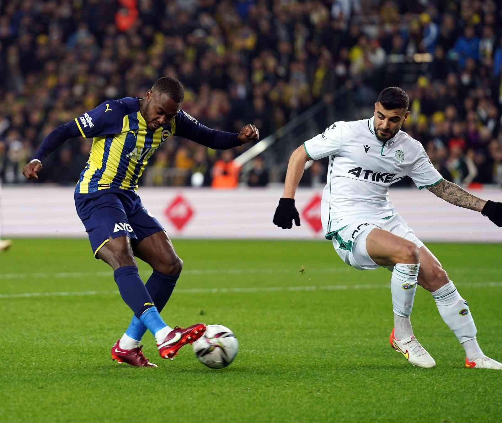 Spor Toto Süper Lig’in 30. haftasında Fenerbahçe sahasında Konyaspor ile karşılaşıyor. Mücadelenin ilk yarısı konuk ekibin 1-0’lık üstünlüğü ile ...