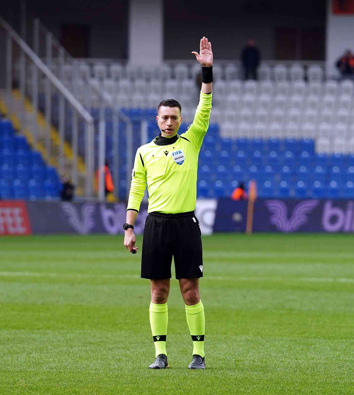 Spor Toto Süper Lig’in 29. haftasında Medipol Başakşehir, Antalyaspor’u ağırlıyor. Mücadelenin ilk yarısı Antalyaspor’un 1-0 üstünlüğü ile ...