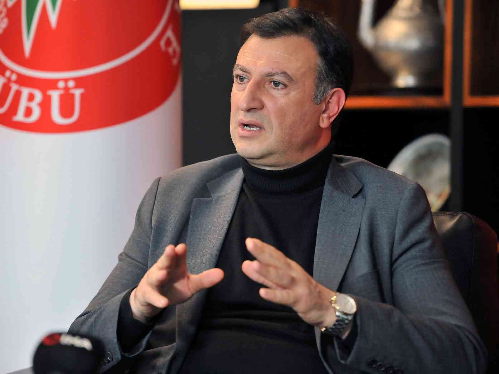 Ümraniyespor Başkanı Tarık Aksar, ligin geri kalan periyodunda yeteri kadar puan toplayıp Süper Lig’e çıkacaklarına inandığını söyledi. Aksar ...