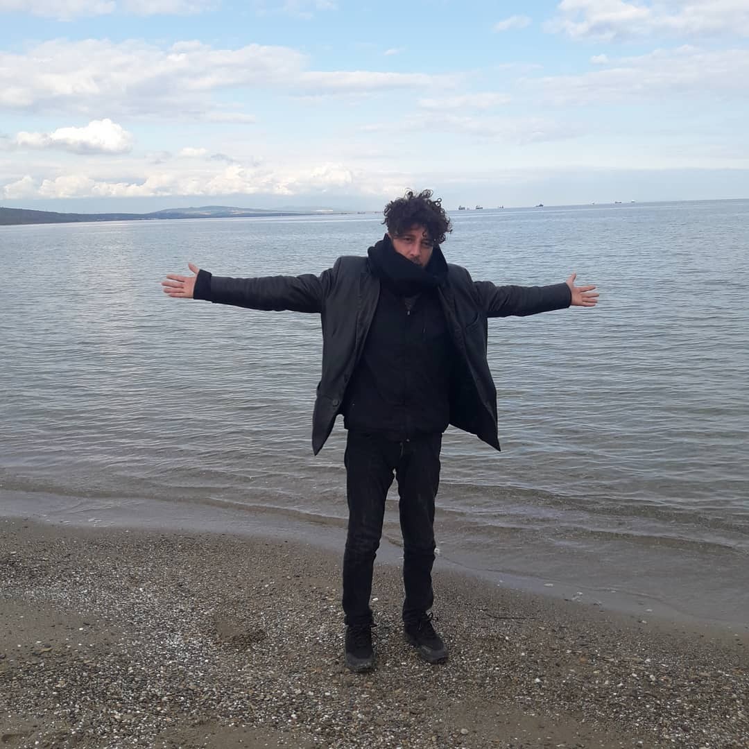 Tekirdağ’da bulunan kemikler 8 aydır kayıp olan sosyal medya fenomenine ait çıktı Tekirdağ’ın Çorlu ilçesinde piknik alandaki ağaçlık alanda bulunan insan kemikleri, 8 ay önce kayıp olarak aranan sosyal medya fenomeni Yunus ...