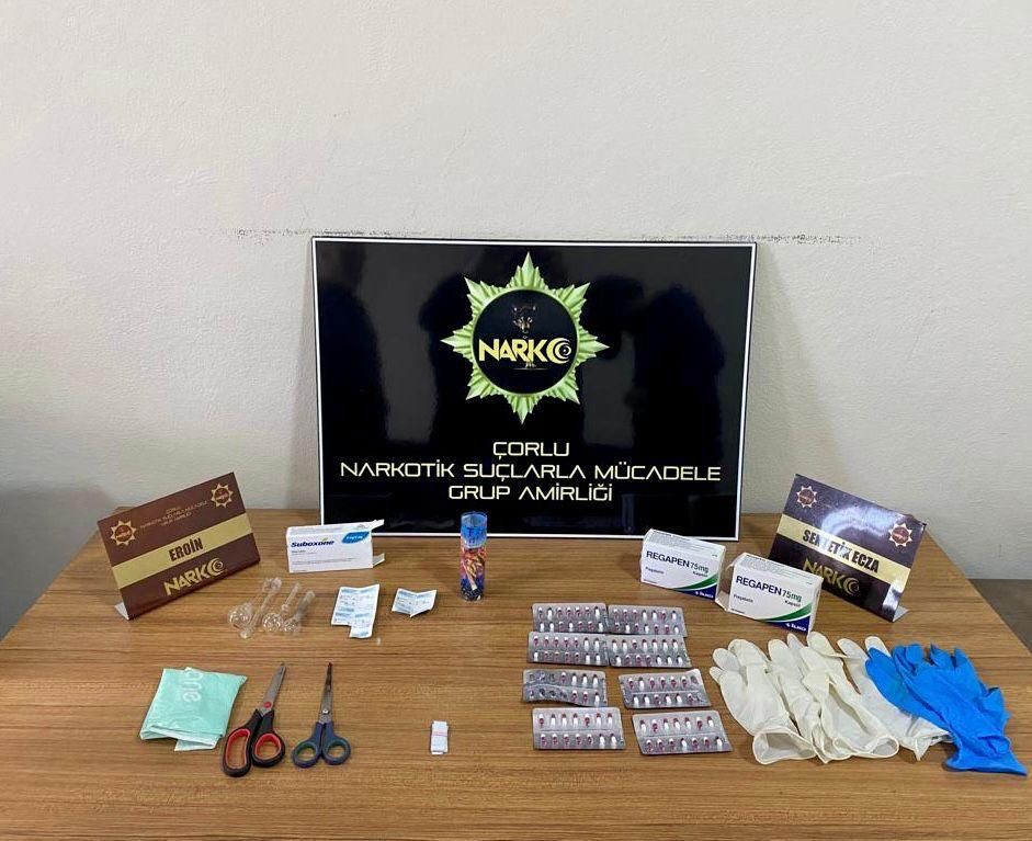 Tekirdağ’da torbacı operasyonu: 13 kilo uyuşturucu ele geçirildi Tekirdağ il genelinde yapılan toplam 14 ayrı operasyonda 24 şüpheli uyuşturucu madde satışı yaptığı gerekçesi ile yasal işleme tabi tutuldu. Bu ...