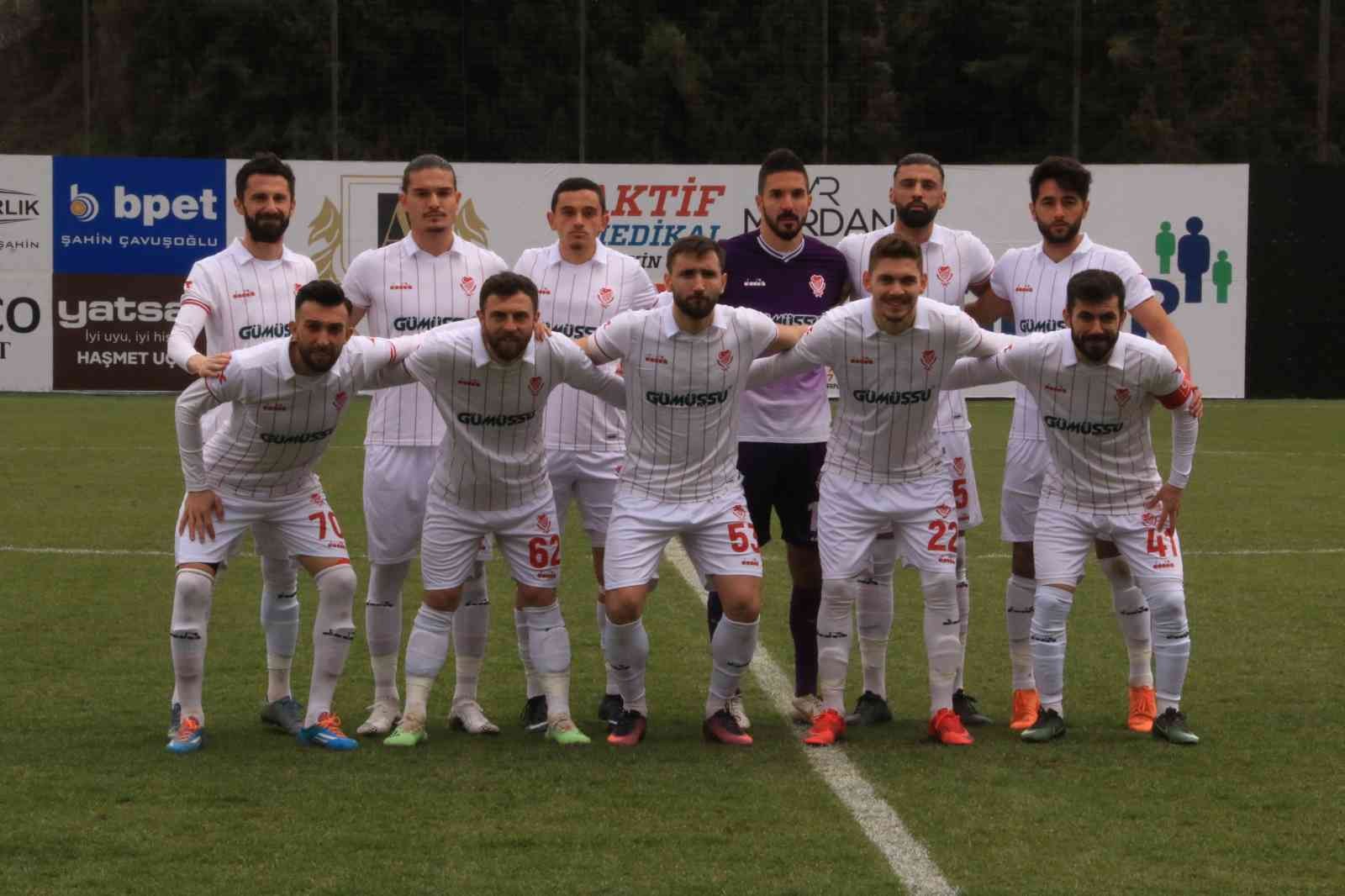 TFF 3. Lig 3. Grup’ta play-off mücadelesi veren Belediye Derincespor, 26. hafta karşılaşmasında Gümüşhane Sportif Faaliyetler’i 3-0 mağlup etti ...